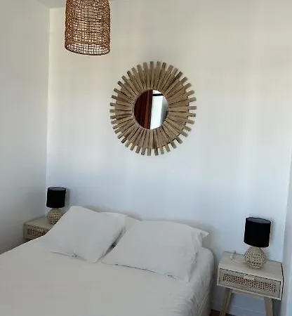 La Marine Apartment